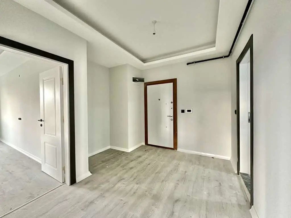 REMAX YASİN'DEN YÜZME HAVUZUNUN ARKASINDA SATILIK DAİRE