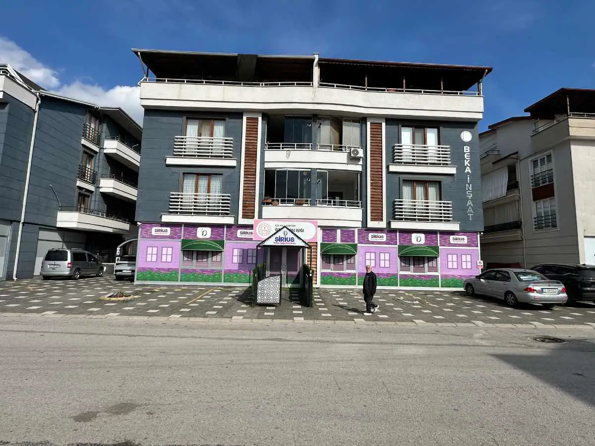 KARTEPE FSM'DE SİTE İÇİ KİRALIK 3+1 GENİŞ ARAKAT DÜZ DAİRE