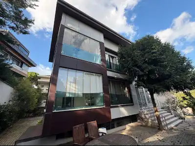 ÜSKÜDAR KÜÇÜK ÇAMLICA MH. SATILIK 7+1 VİLLA