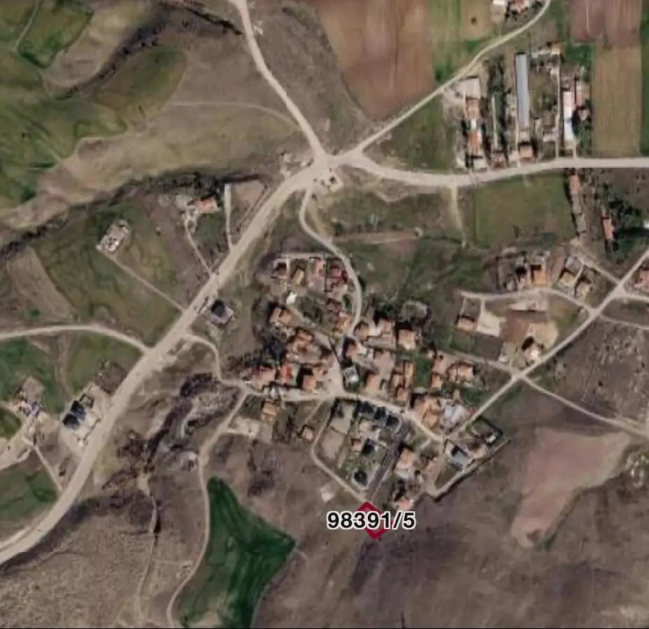 PURSAKLAR SARAY 0,80 EMSAL 766 M2 ARSA