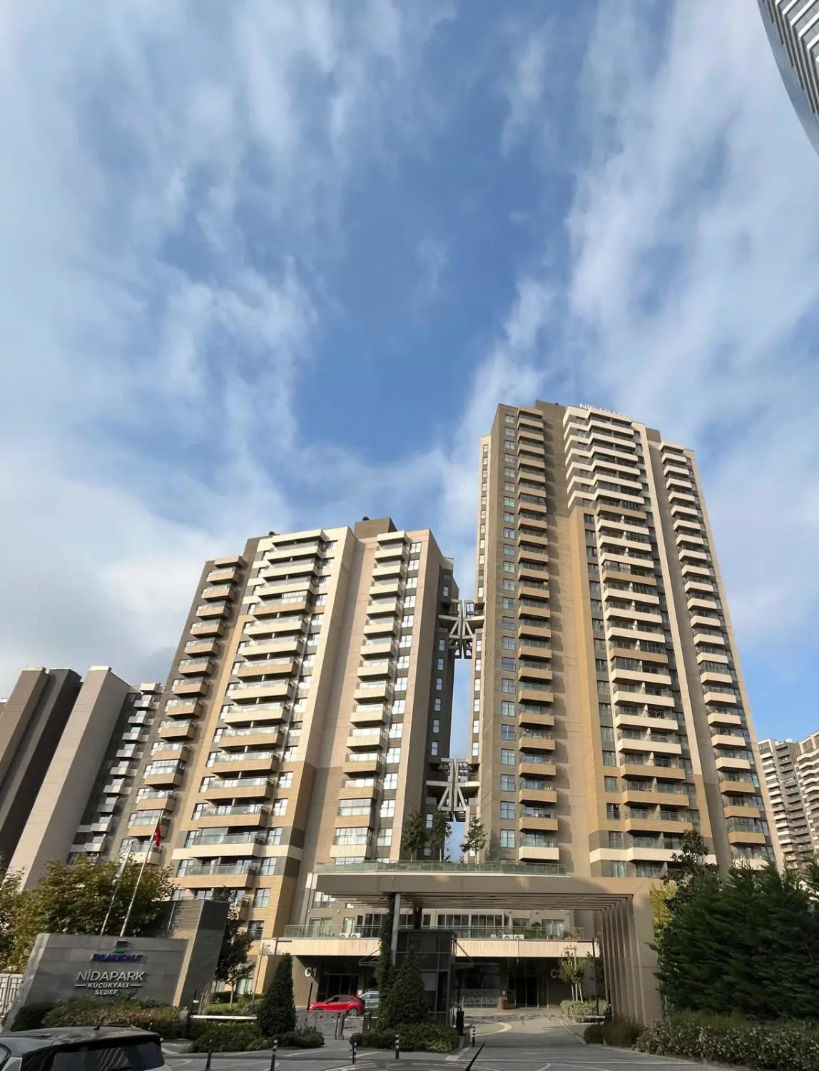 KÜÇÜKYALI NİDAPARK SEDEF ETABINDA KİRALIK 1+1