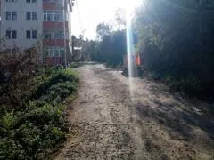 YOMRA MERKEZDE ANAYOLA 300 METRE YATIRIMLIK 3 KAT İMARLI ARSA