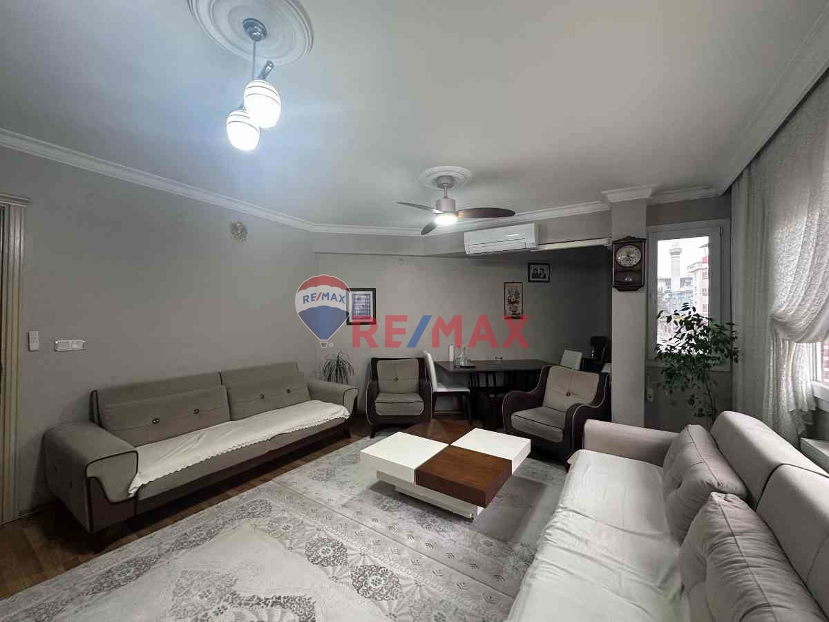 BUCA YAYLACIK MAHALLESI 3+1 CADDE ÜZERI FERAH SATILIK DAIRE