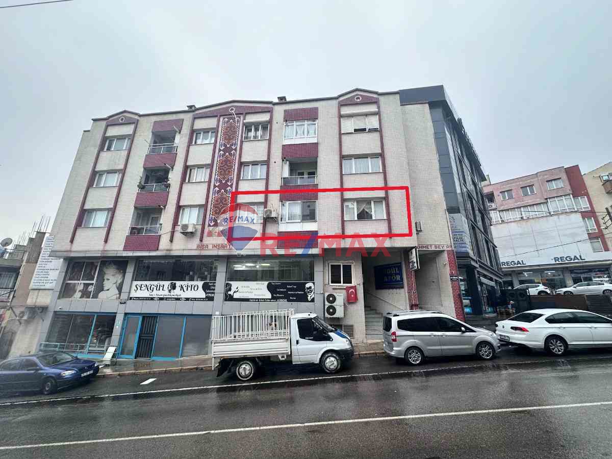 BUCA YAYLACIK MAHALLESI 3+1 CADDE ÜZERI FERAH SATILIK DAIRE