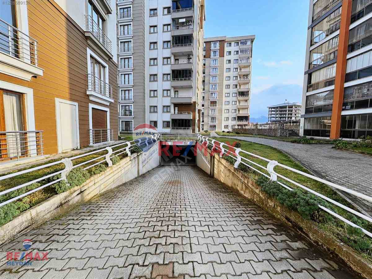 YALINCAK PREMİUM PARK 1'DE SATILIK 3+1 DAİRE
