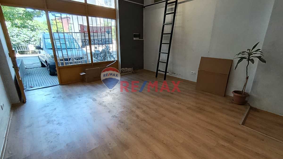 FENERBAHÇE STADI KARŞISI KİRALIK DÜKKAN