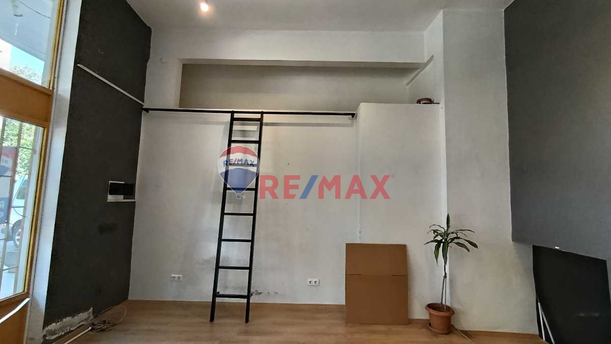 FENERBAHÇE STADI KARŞISI KİRALIK DÜKKAN