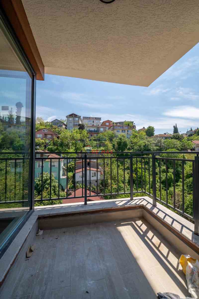 ÇENGELKÖY’DE SİTE İÇİ SIFIR 3+1 KİRALIK DAİRE