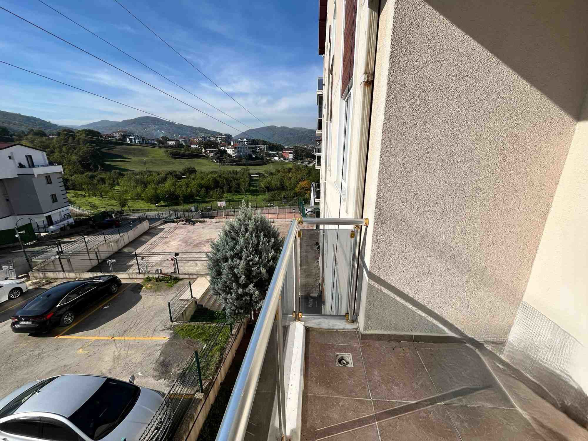 RE/MAX ÇAKRA' DAN HISAREYN MRK. MAH. SITE İÇI SATILIK ARAKAT