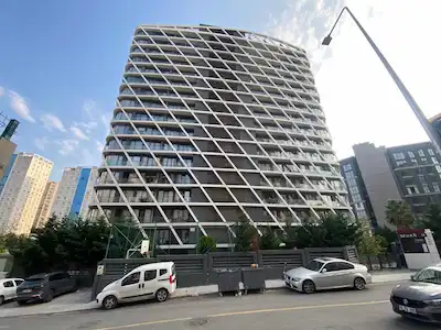 DEKON SENKRON TATLISU' DA ATAŞEHIR MANZARALI LÜKS 2+1 DAIRE
