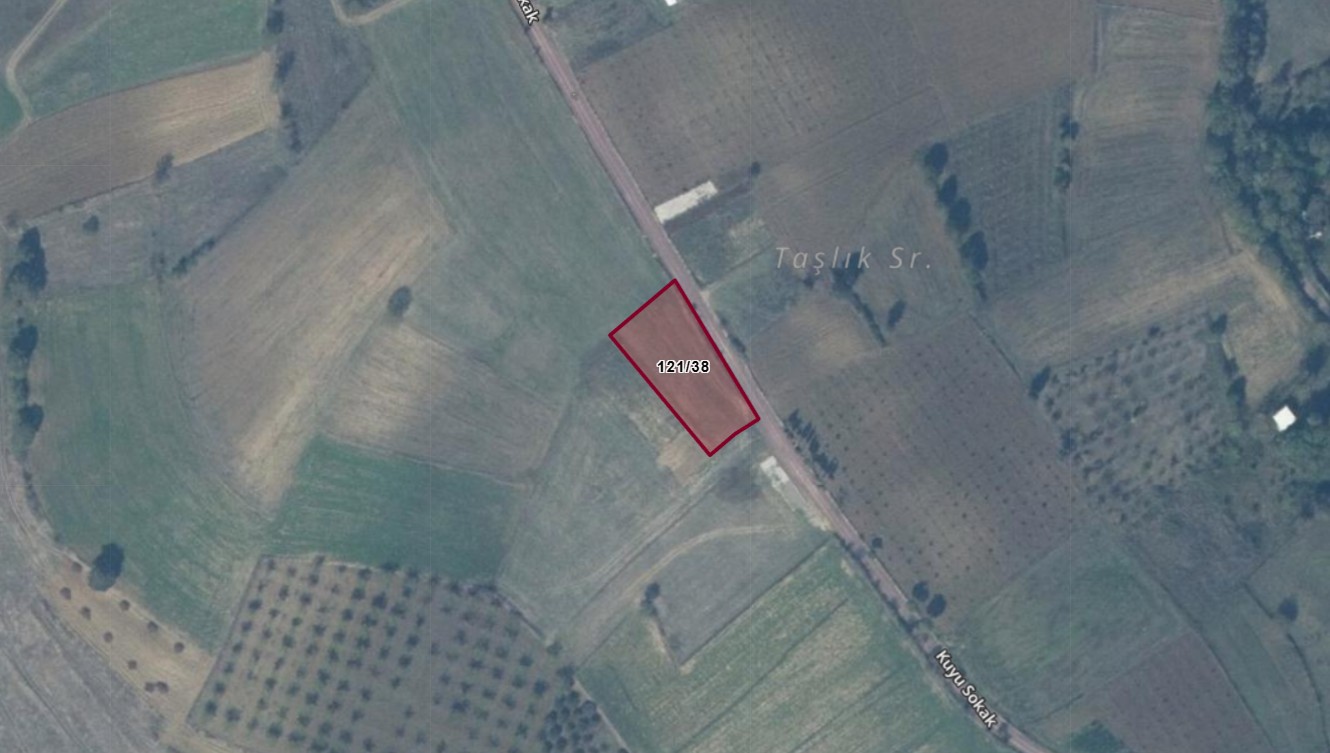 KÖY YOLUNA 60 M CEPHE! İZMİT'TE BAĞ EVİ YERİ