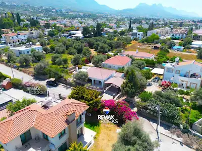 GİRNE MERKEZ AŞAĞI GİRNE’DE 3+1 MÜSTAKİL EV | 120 M² | TAPULU | BOŞ