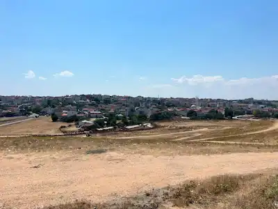 ÇORLU SİLAHTARAĞA’DA 3.912 M² TİCARET + KONUT İMARLI MÜSTAKİL PARSEL   