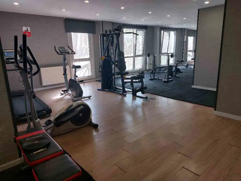 Property image 8
