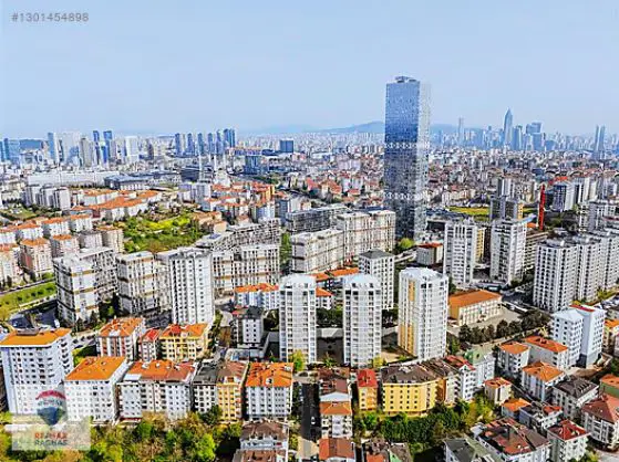 ÜMRANİYE’DE SİTE İÇİNDE 4+2, 220 M² BRÜT | BAHÇE KATI | 4 BANYO | KREDİYE UYGUN