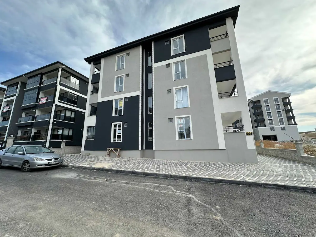 GÖLBAŞI ÖRENCİKTE, 1+1 SIFIR BİNADA KİRALIK DAİRE FIRSATI