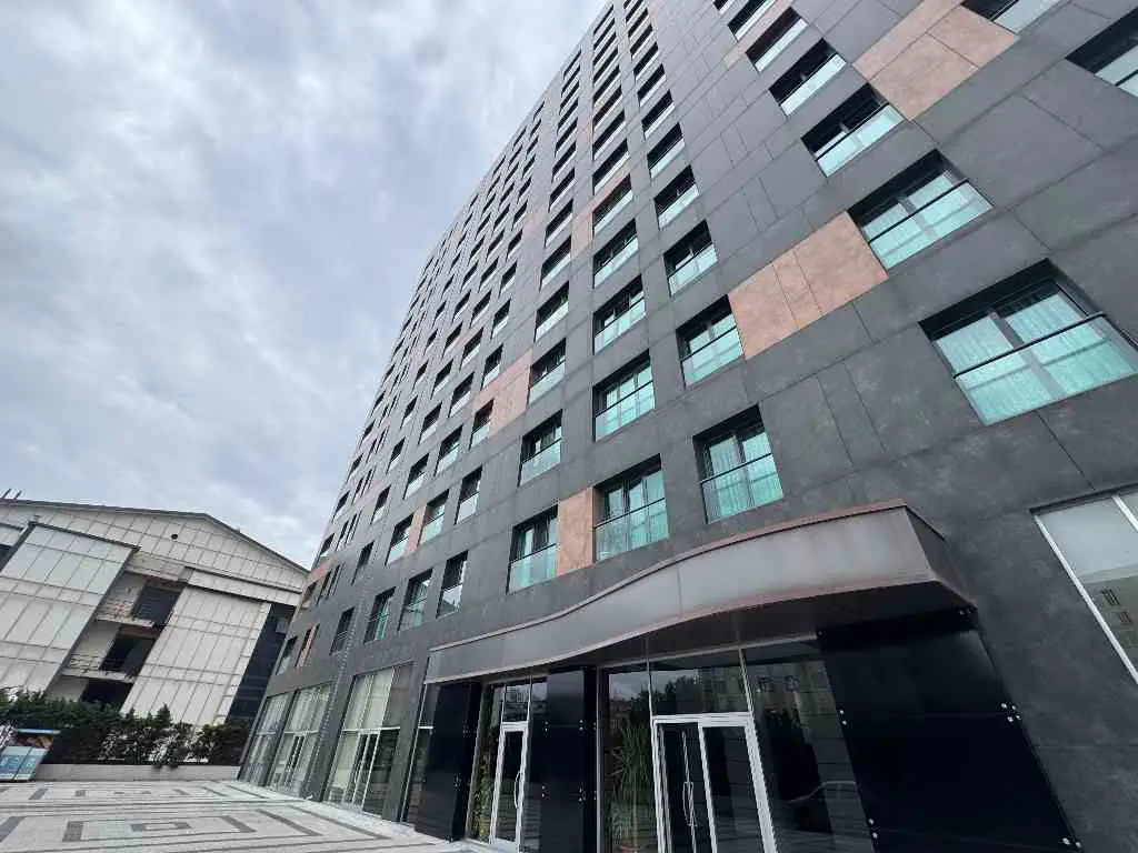 QUALITY RESIDENCE'DA SİTENİN EN ÖZEL SATILIK 2+1 KAPALI MUTFAKLI DAIRESİ