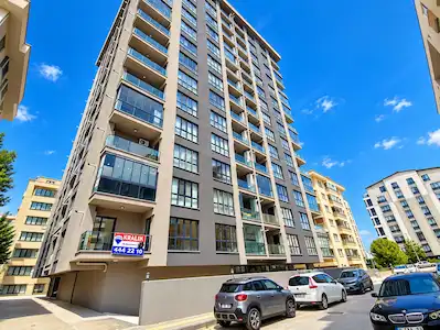 REMAX ADVANTAGE'DAN  23 NİSAN MAH. BTG SİTESİ LÜKS 2+1 KİRALIK DAİRE