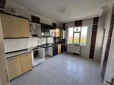 REMAX DEĞİŞİM HASTANE CAD.KÖŞE BAŞI SATILIK DAİRE