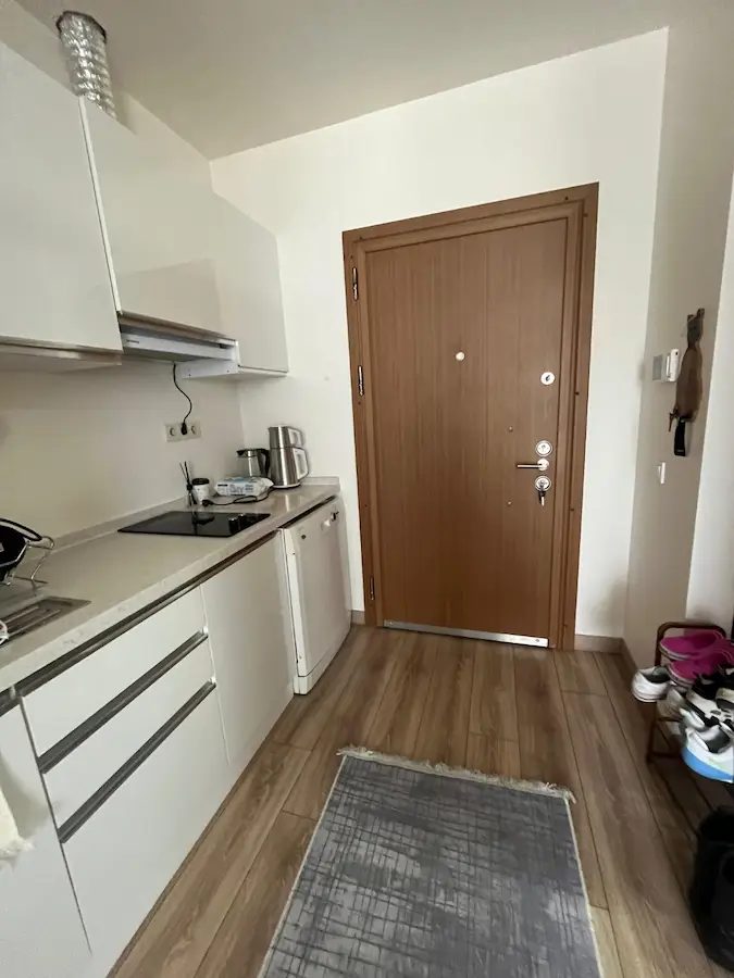 RİTİM İSTANBULDA BÜYÜK TİP EŞYALI KİRALIK STÜDYO DAİRE