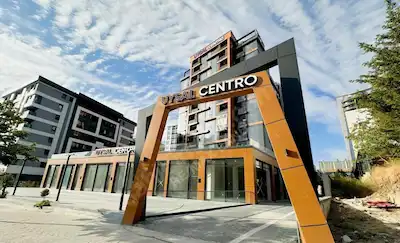 UYSAL CENTRODA 1+1 CADDE CEPHELİ KİRALIK DAİRE