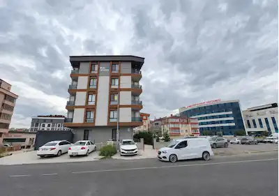 RE/MAX LAND’DEN ÇERKEZKÖY’DE HASTANE YANI SIFIR 1+1 DAİRE