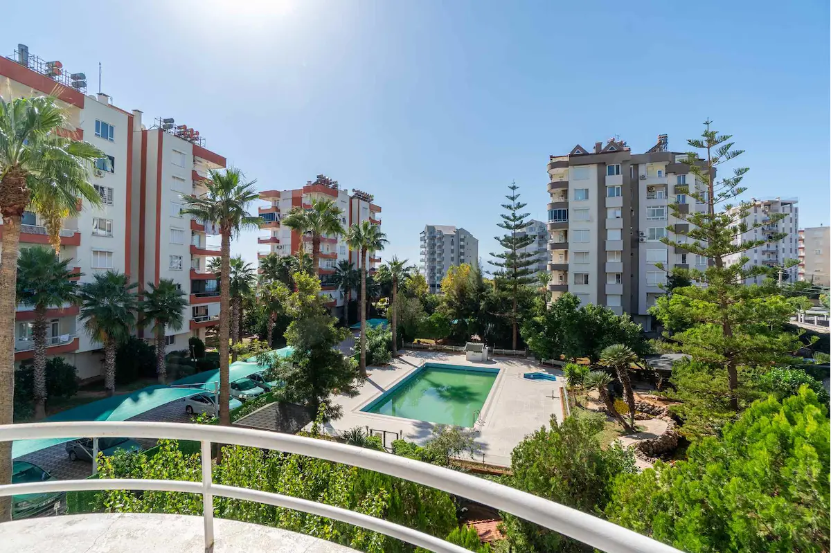 KEPEZ ÇANKAYA GÜLİZAR SİTESİ’NDE 3 CEPHELİ ARA KAT SATILIK DAİRE