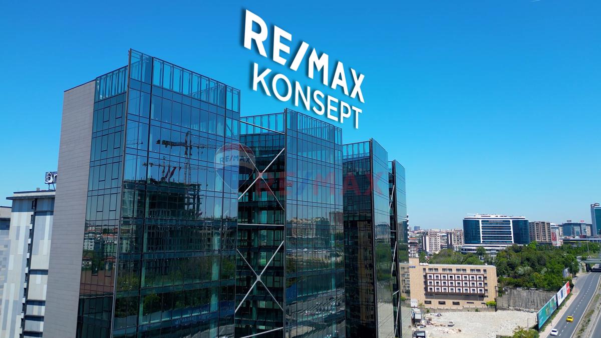 THE ISTANBUL MERTER PROJESİNDE 450M2 KİRALIK PRESTİJLİ OFİS