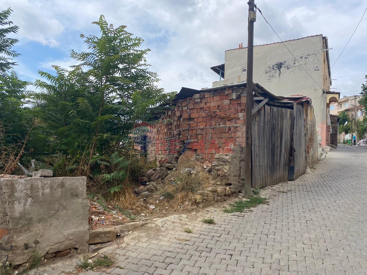 TEKİRDAĞ ZAFER MAH SATILIK 304 M2 KONUT İMARLI ARSA