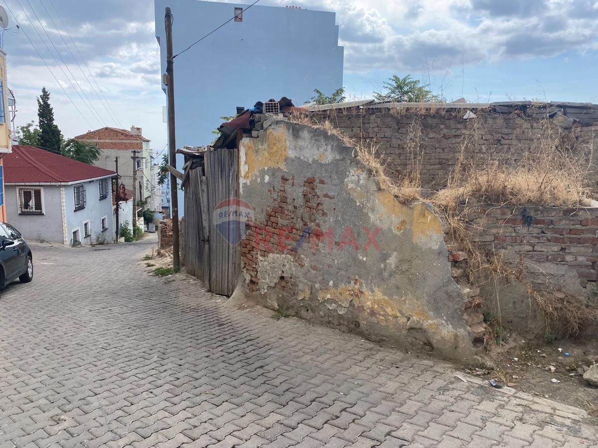 TEKİRDAĞ ZAFER MAH SATILIK 304 M2 KONUT İMARLI ARSA