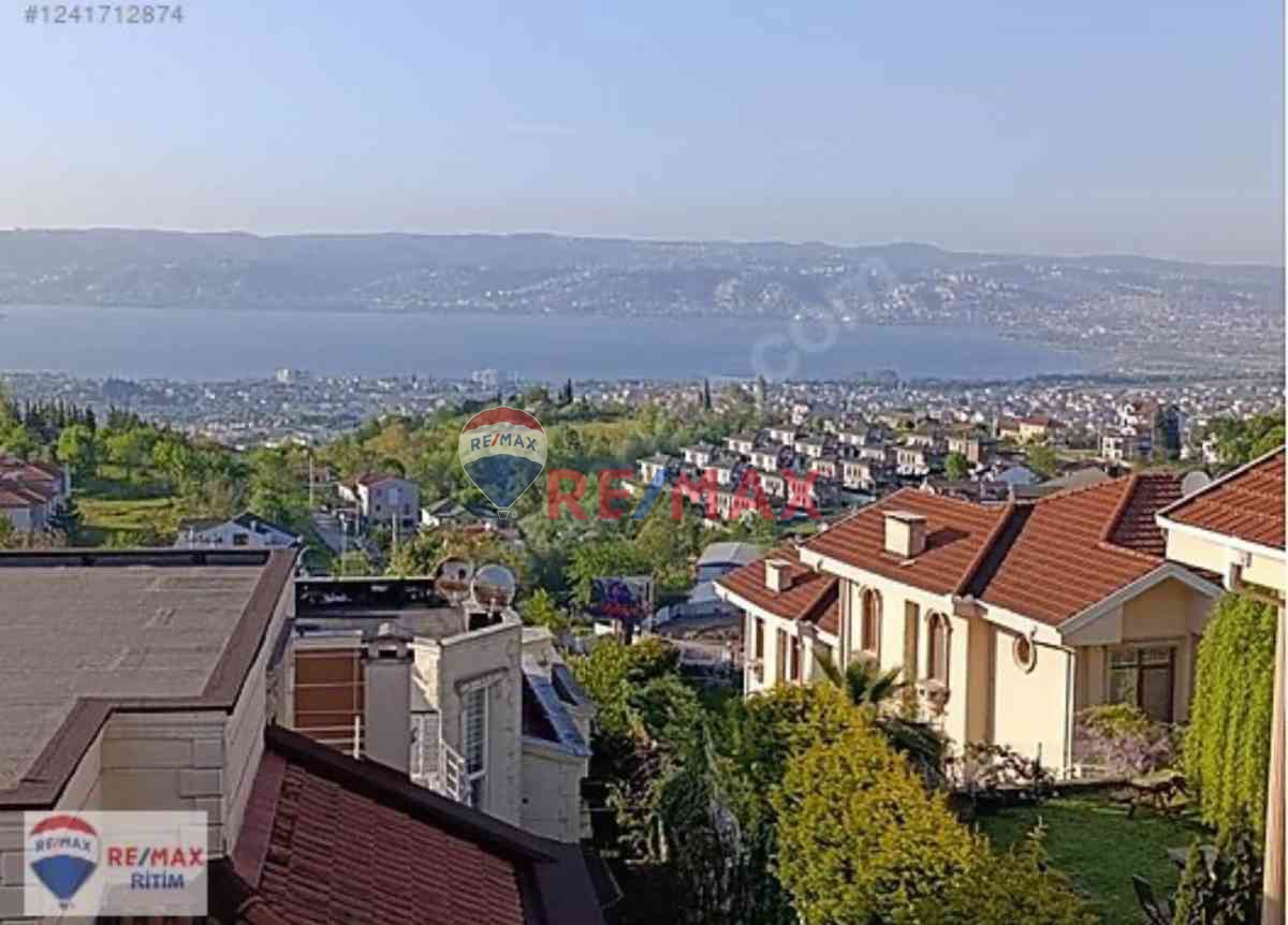 REMAX RİTİMDEN FULL DENİZ MANZARALI 4+2 ODA SİTEDE GENİŞ VİLLA