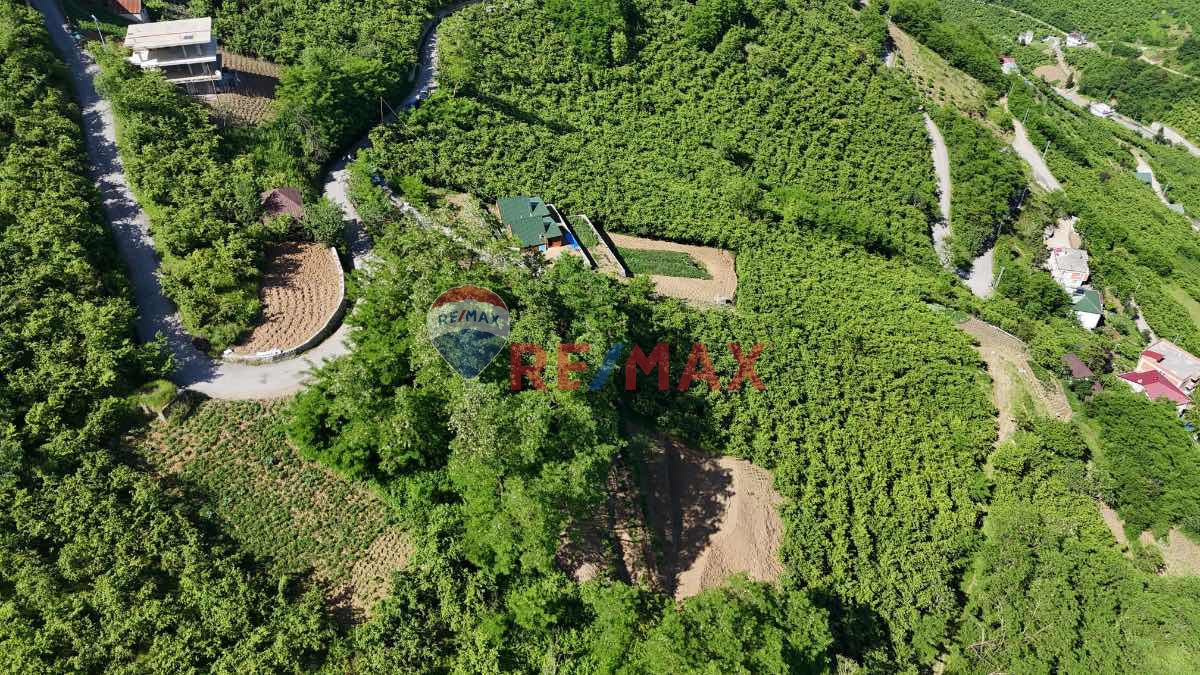 DOĞANÇAY 'DA YOLU AÇILMIŞ EV YERI AÇILMIŞ 1272 M2 ARAZI