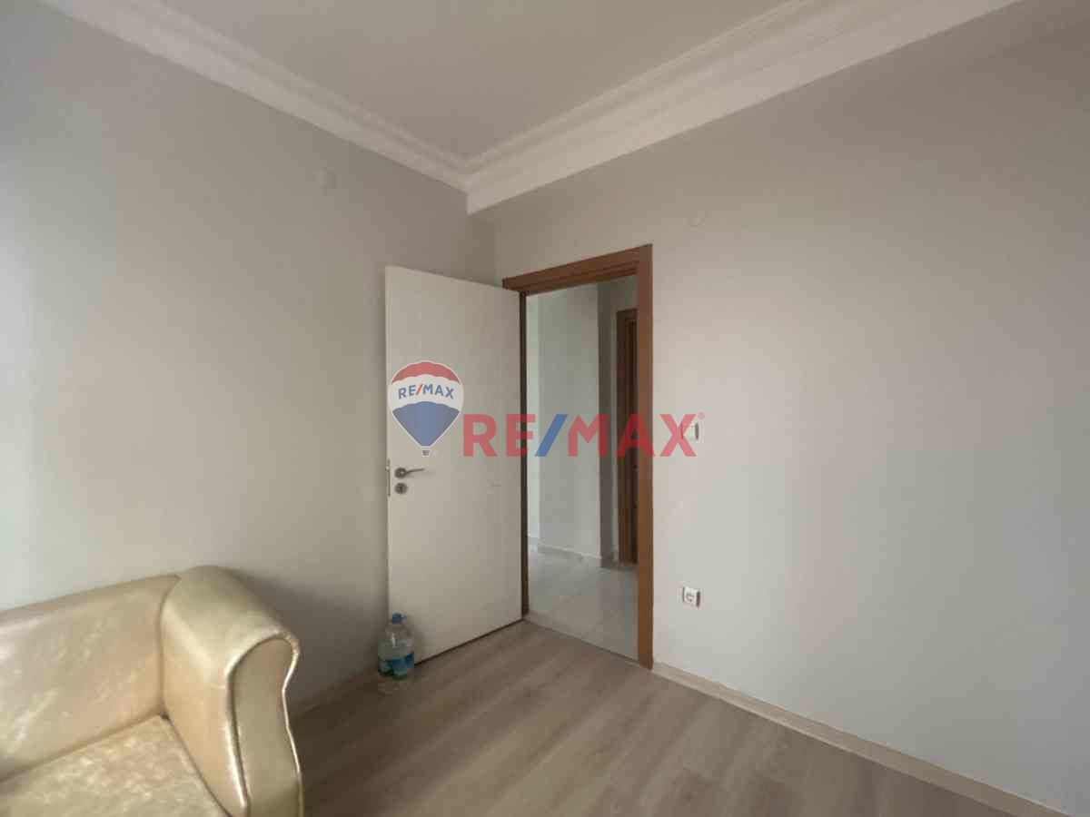 EYÜP MERKEZ İSLAMBEY'DE ÖNÜ TAMAMEN AÇIK DUBLEKS 240 M2 4+2