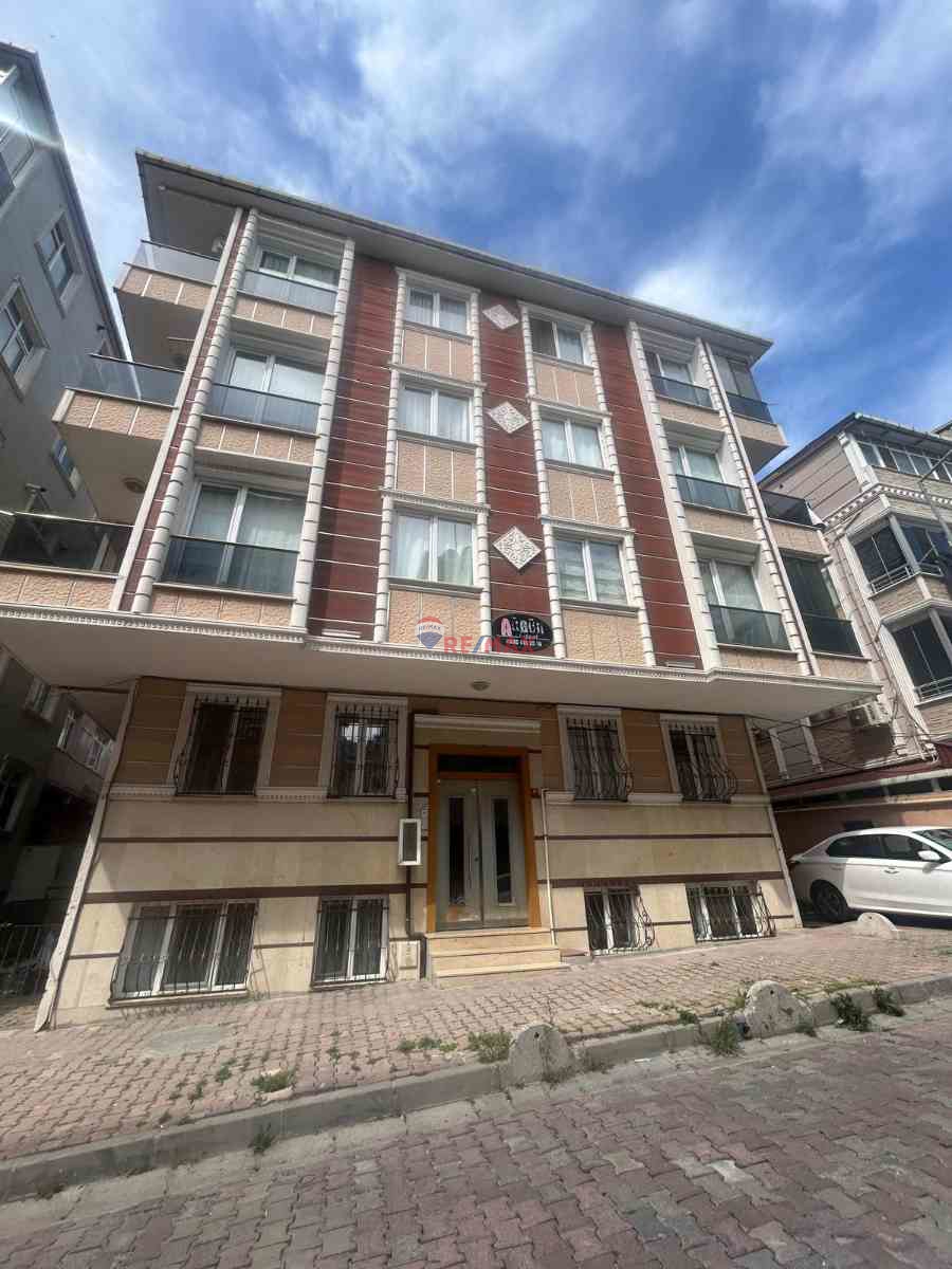 EYÜP MERKEZ İSLAMBEY'DE ÖNÜ TAMAMEN AÇIK DUBLEKS 240 M2 4+2