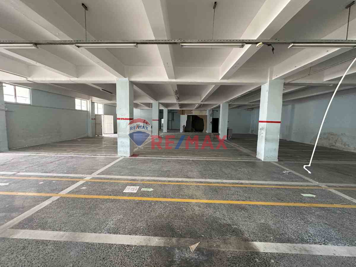 BAHÇELIEVLER YENIBOSNA’DA 1000 M² GIRIŞ KIRALIK FABRIKA KATI 