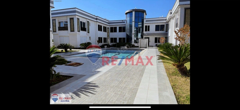 HAVUZLU SITE IÇERISINDE 2+1 DAIRE