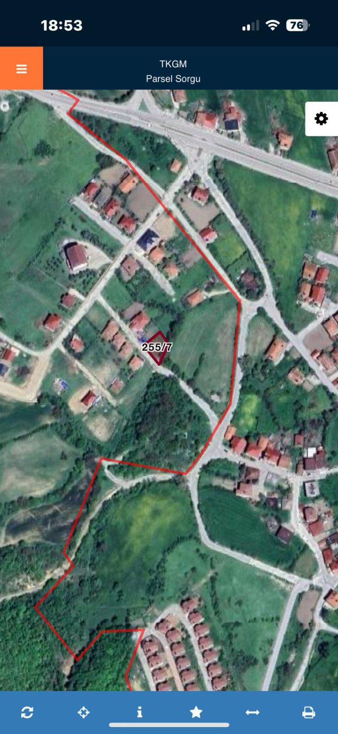 REMAX YUNUS TEKİN'DEN LADİK'DE SATILIK ARSA