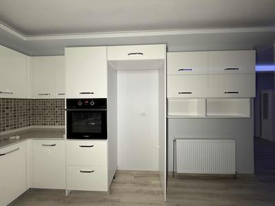 BAŞİSKELE ÜSTPARK YUVACIK SİTESİNDE KUSURSUZ 4+1 SATILIK DAİRE