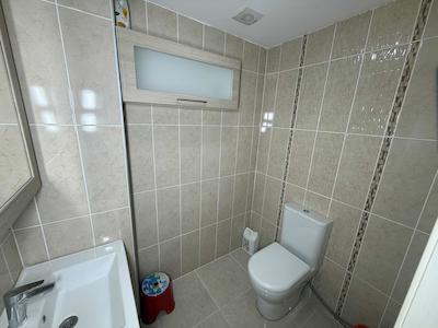 BAŞİSKELE ÜSTPARK YUVACIK SİTESİNDE KUSURSUZ 4+1 SATILIK DAİRE