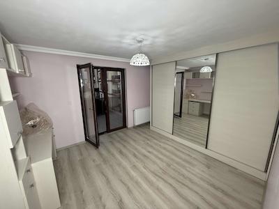 BAŞİSKELE ÜSTPARK YUVACIK SİTESİNDE KUSURSUZ 4+1 SATILIK DAİRE