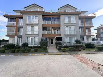 REMAX'DEN KARTEPE SARIMEŞE KONAKLARINDA SATILIK 3+1 DAİRE