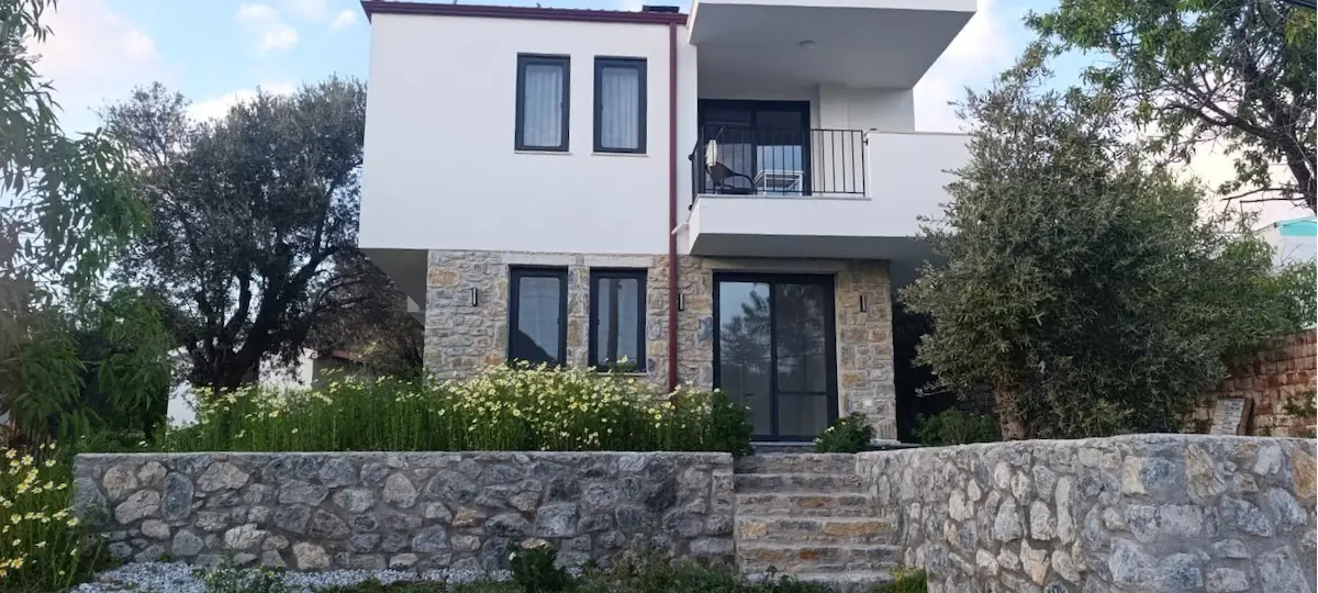 DATÇA KIRALIK 2+1 BAHÇELI SIFIR DAIRE YAZIKÖY