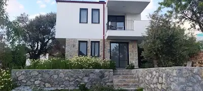 DATÇA KIRALIK 2+1 BAHÇELI SIFIR DAIRE YAZIKÖY