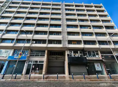 İZMİR KONAK'TA PRESTİJLİ KONUMDA SATILIK KOMPLE BİNA