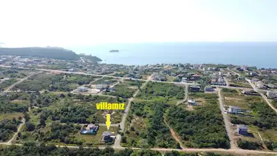 BEYKOZ RIVADA SATILIK 400 M2 ARSA IÇINDE SIFIR TRIPLEKS VILLA