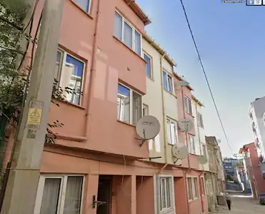 MERKEZİ KONUMDA 2+1 SATILIK DAİRE, PAZARLIK PAYI VARDIR