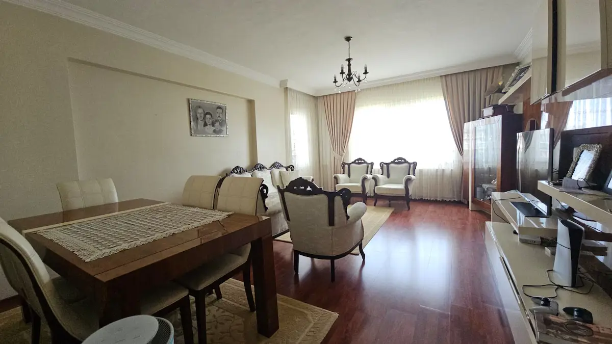 REMAX ÇEKMEKÖY BOLELLİ DOĞAPARK EVLERİ ORMAN CEPHE 3+1 SATILIK
