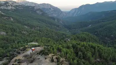 KEMER OVACIK'TA İMARLI 744 M² ARSA