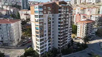 ESTERGON CAD ÜZERI SİTE İÇİ GENIŞ FERAH VE KONFORLU LÜX 3+1