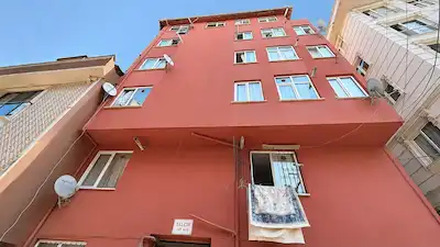 MERKEZİ LOKASYONDA 2+1 SATILIK YATIRIMLIK DAİRE